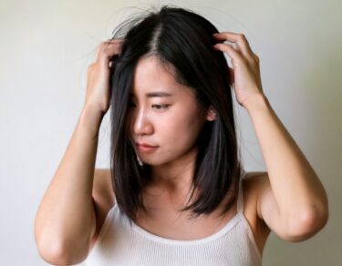繰り返すおしゃれが髪の悲鳴に？牽引性脱毛症の原因から対策、予防法まで徹底解説
